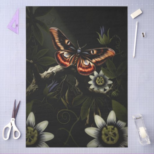 Decoupage Woodland Moth Illustration 薄葉紙 (クラフト)