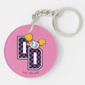 Dee Dee Athletic Letters Graphic キーホルダー (裏面)