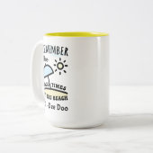 Dee Dooによるビーチの良い時を思い出す ツートーンマグカップ (正面左)