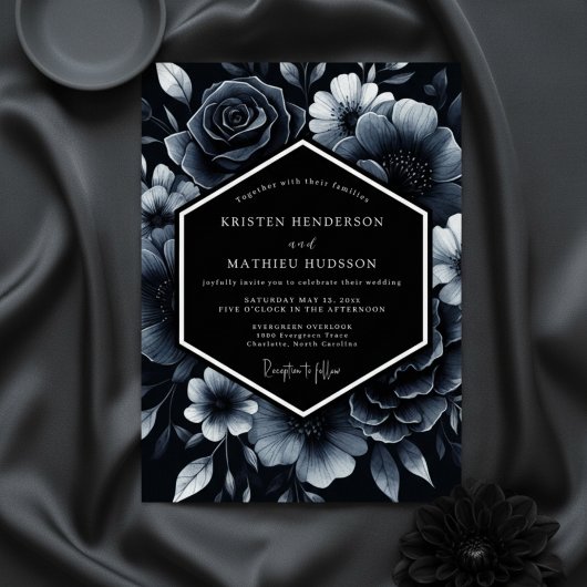 Deep Blue Floral Opulence Wedding 招待状
