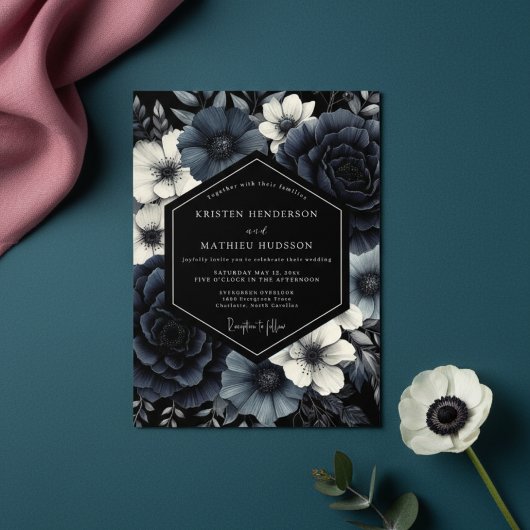 Deep Navy Floral Opulence Wedding 招待状
