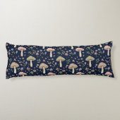 Deep Navy Fungi Seamless Moody Dark Academia ボディピロー (裏面)