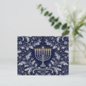 Deep Navy Menorah William Morris Pattern ポストカード (スタンド正面)