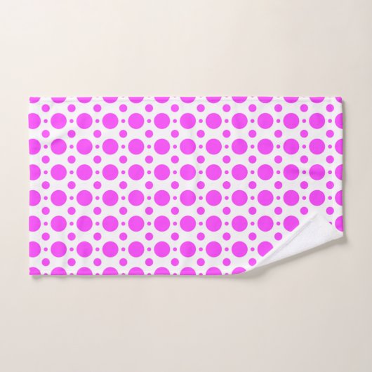 Deep Pink Polka Dot and Solid Bath Towel Set バスタオルセット (ハンドタオル)