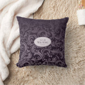 Deep Plum Damask Personalized クッション (ブランケット)
