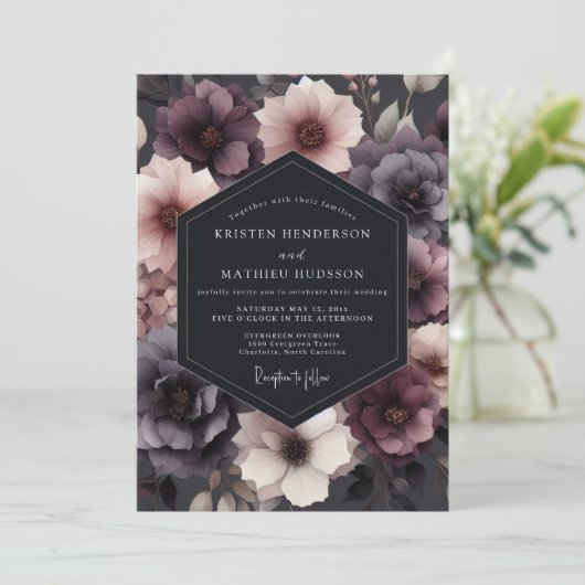 Deep Plum Floral Romance Wedding 招待状 (スタンド正面)