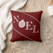 Deep Red Noel Typography Christmas クッション (ブランケット)