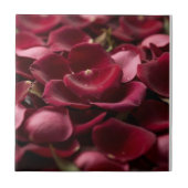 Deep Red Rose Petals Elegant Floral Ceramic Tile タイル (正面)