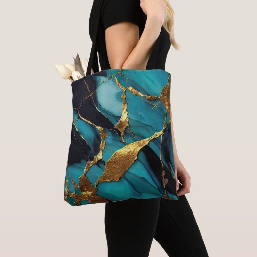 Deep Teal Marble with Bold Gold Veins トートバッグ (クローズアップ)