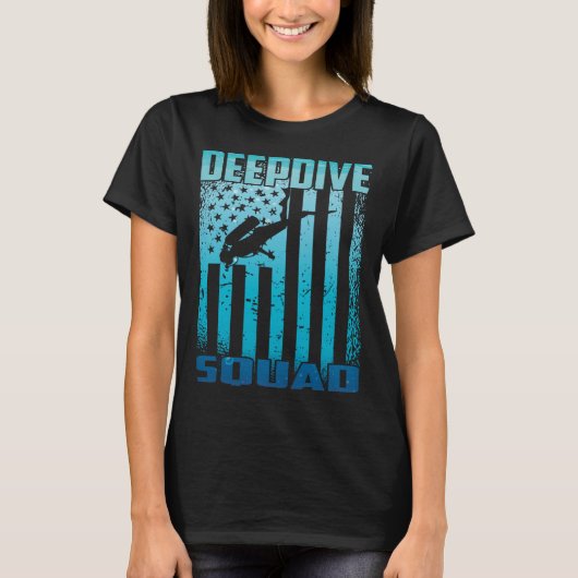 DeepDive Squad US Flag Underwater Scuba Diving Tシャツ (正面)