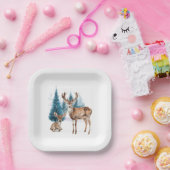 Deer and doe with snowy pine tree ペーパープレート (パーティー)