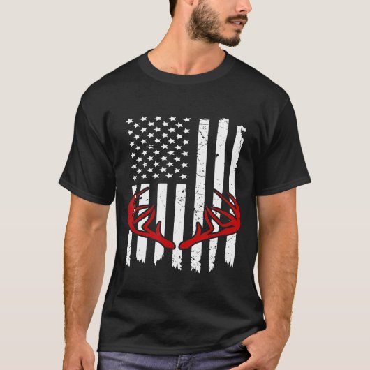 Deer Antler Bow Hunt 2020 Tee Whitetail Hunter Ame Tシャツ (正面)