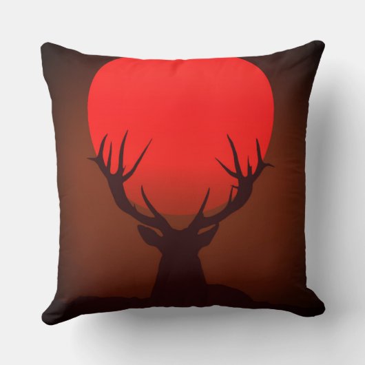 Deer Silhouette with Fiery Red Sunset クッション (裏面)