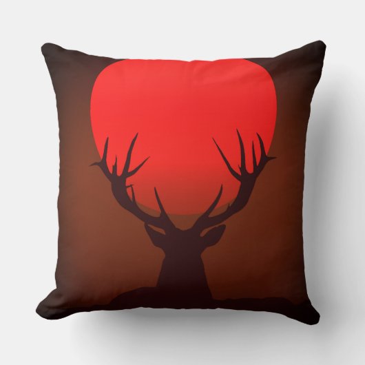 Deer Silhouette with Fiery Red Sunset クッション (正面)