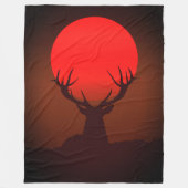 Deer Silhouette with Fiery Red Sunset フリースブランケット (正面)