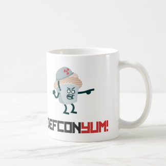 Defcon YUM! Chewmee、ロゴおよびYUMBombのマグ コーヒーマグカップ