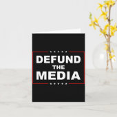 Defund The Media Stop Don't Suprt Fake News  カード (黄色い花)