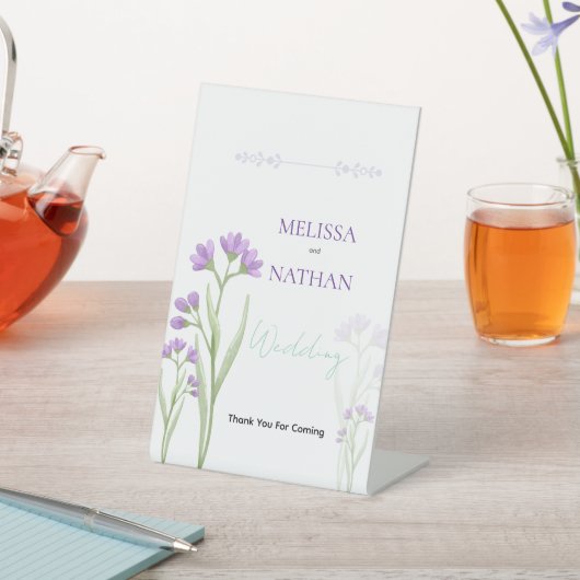 delicado flores violetas  台座サイン (インサイチュ)