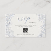 Delicate Blue Floral Wedding QR code RSVP エンクロージャーカード (正面)