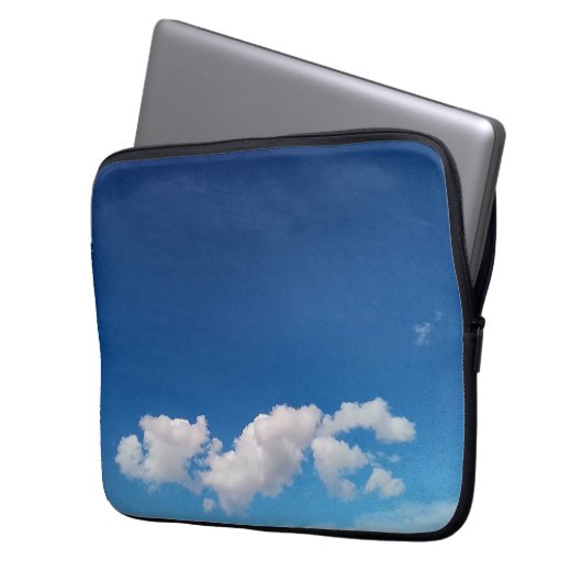 Delicate clouds ラップトップスリーブ (正面左)