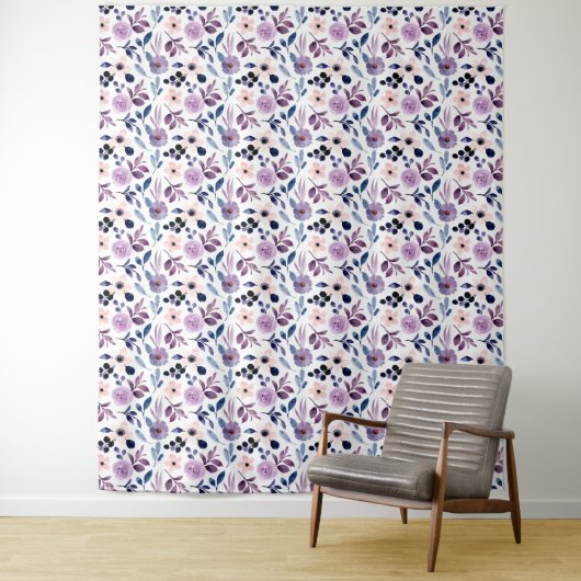  Delicate Floral Design with Navy Lavender Leaves タペストリー (インサイチュ)