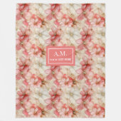 Delicate Ink Blush Pink Gold Floral Chic Monogram フリースブランケット (正面)