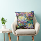 Delicate Lotus Flowers Blossoming in the Snow クッション (椅子)