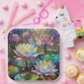 Delicate Lotus Flowers Blossoming in the Snow ペーパープレート (パーティー)