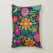 Delicate Nature Dreams Accent Pillow アクセントクッション (正面(垂直))