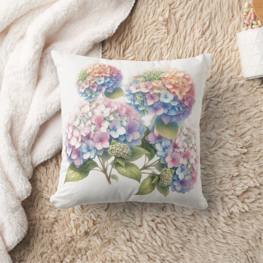 Delicate Pastel Watercolor Hydrangeas Throw Pillow クッション (ブランケット)