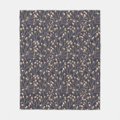 Delicate Pink Buds on Brown Branches フリースブランケット (正面)