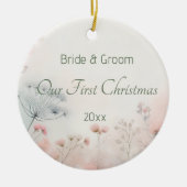 Delicate Queen Anne's Lace Wedding First Christmas セラミックオーナメント (正面)