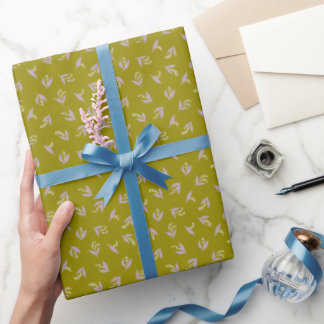 Delicate ‘Sprigs’ wrapping paper in olive green  ラッピングペーパー