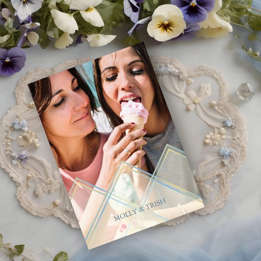 Delicate Transparency Effect on Romantic Couple 招待状