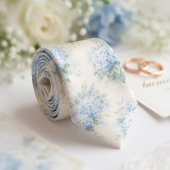 Delicate Watercolor Soft Blue Hydrangea Floral ネクタイ