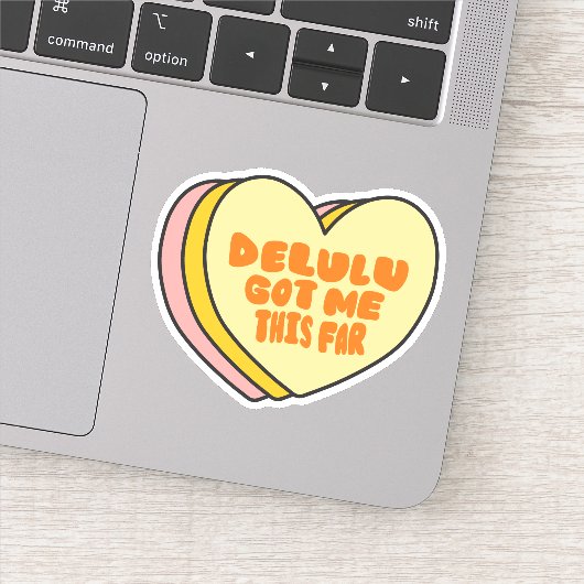 "Delulu Got Me This Far" Funny Aesthetic Design シール (詳細)