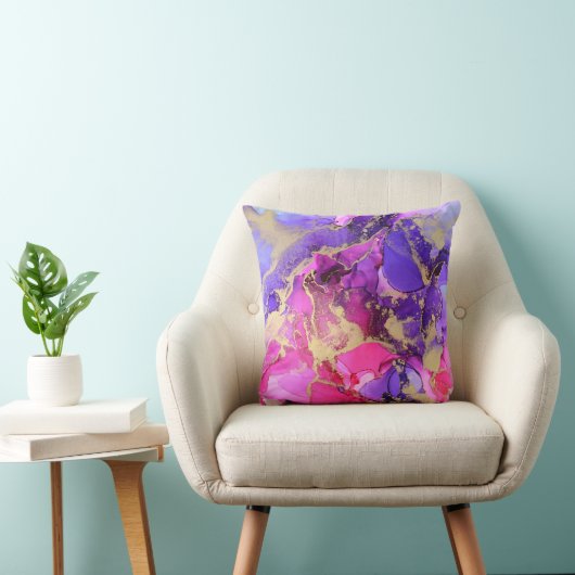 Deluxe Purple Pink Gold Ink Flow. Liquid layers of クッション (椅子)