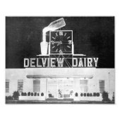 Delview Dairy at Night フォトプリント (正面)