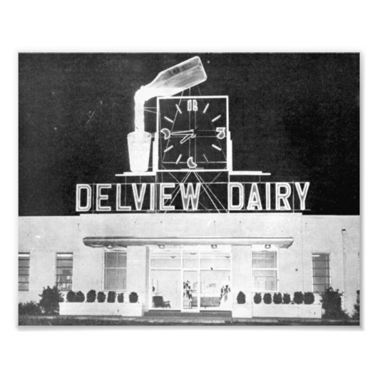 Delview Dairy at Night フォトプリント (正面)