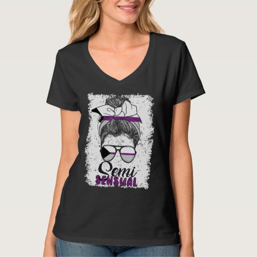 Demisexual Joke Messy Bun Lady Demisexual Flag Tシャツ (正面)