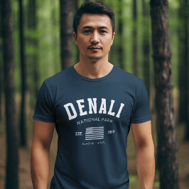 Denali National Park Alaska Mountain view Tシャツ