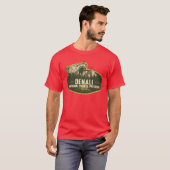 Denali National Park And Preserve Alaska Retro Bad Tシャツ (正面フル)