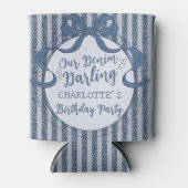 Denim Coquette Bow Blue Jean Baby Birthday Favor 缶クーラー (正面)
