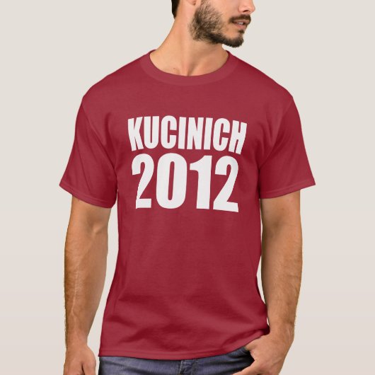 DENNIS KUCINICHの選挙のギア Tシャツ (正面)