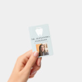 Dentist White Teeth Light Blue ID Photo バッジ (Handheld)