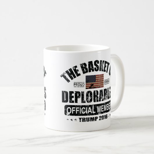 Deplorablesの公式のメンバーのバスケット コーヒーマグカップ (正面右)