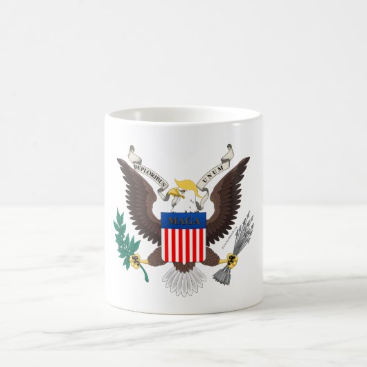 Deploribus Unum! マグ (中央)