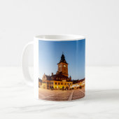 Der Marktplatz von Brasov in Rumänien コーヒーマグカップ (正面左)