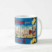  Des Moines Iowa Retro Postcard Mug コーヒーマグカップ (正面右)