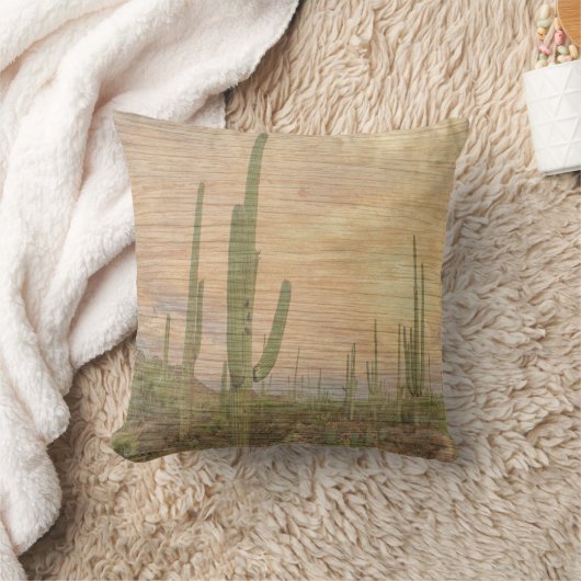 Desert Cactus Plants On Wood Grain Photo Image クッション (ブランケット)